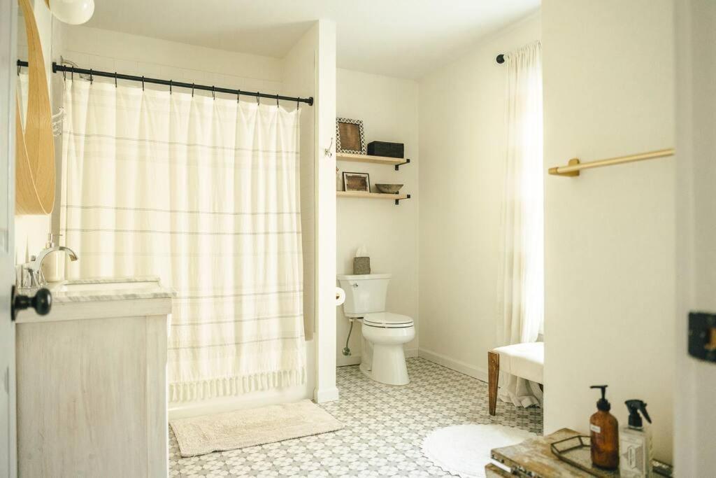 Cozy Cottage, Hot Tub, Fire Pit, 15Min To Hudson And Hiking Catskill Eksteriør billede