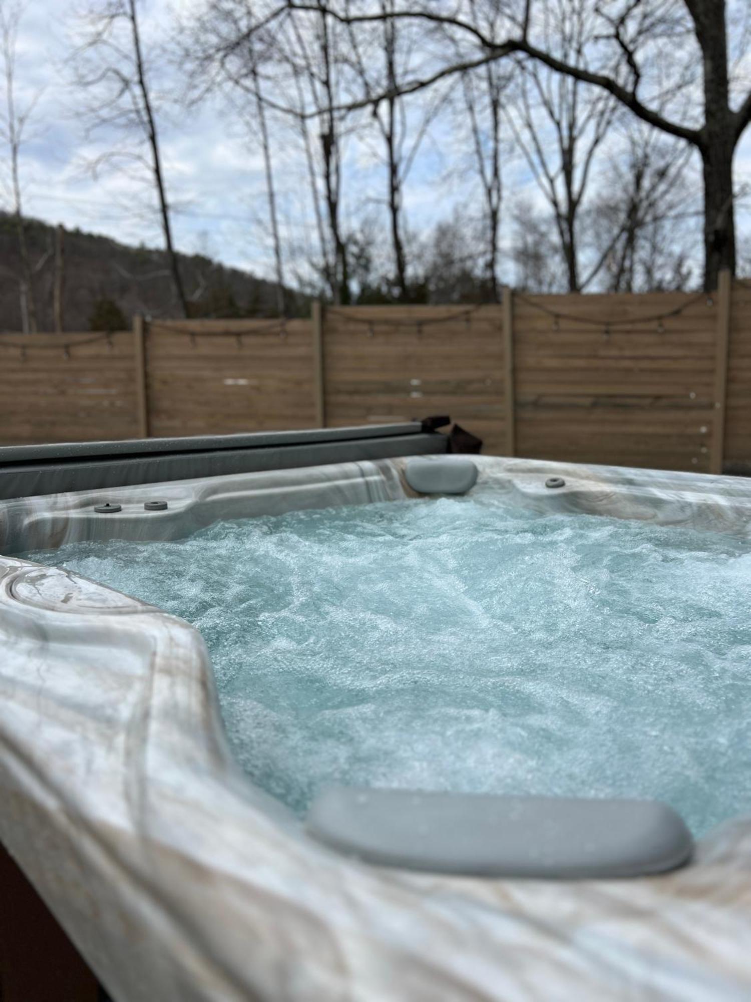 Cozy Cottage, Hot Tub, Fire Pit, 15Min To Hudson And Hiking Catskill Eksteriør billede